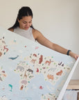 Autocollant mural interactif représentant une carte du monde - Vert et bleu
