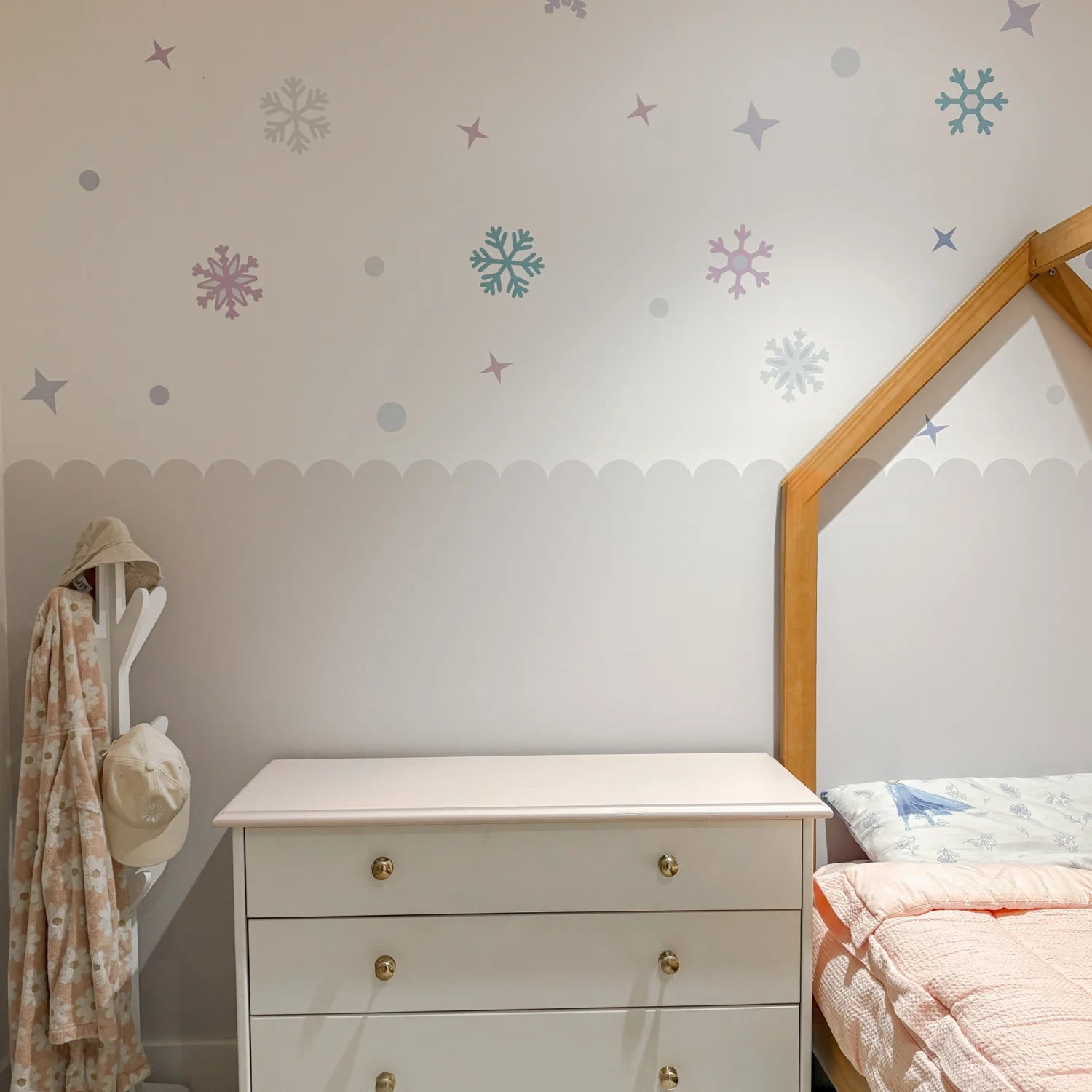 Scallop Block Coloured Wall Panels DW11.